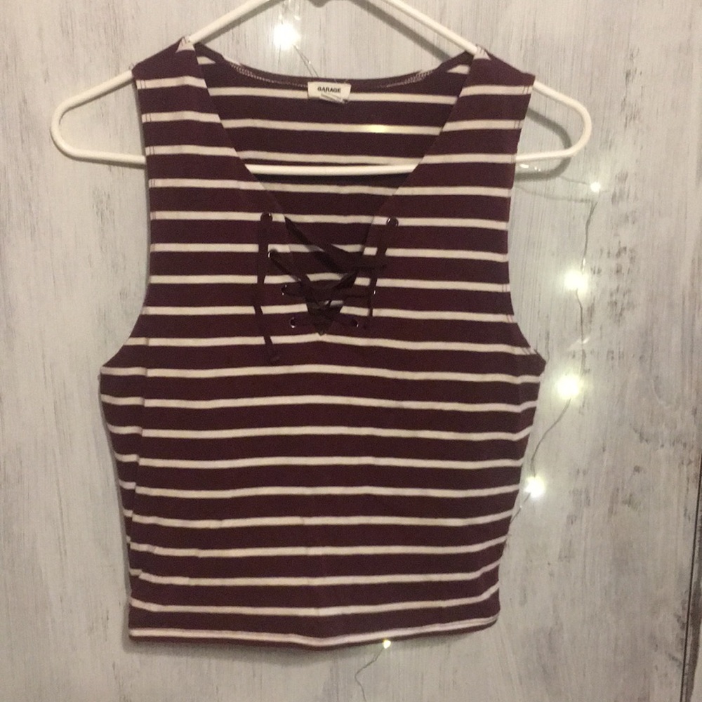 Cute tight crop top!